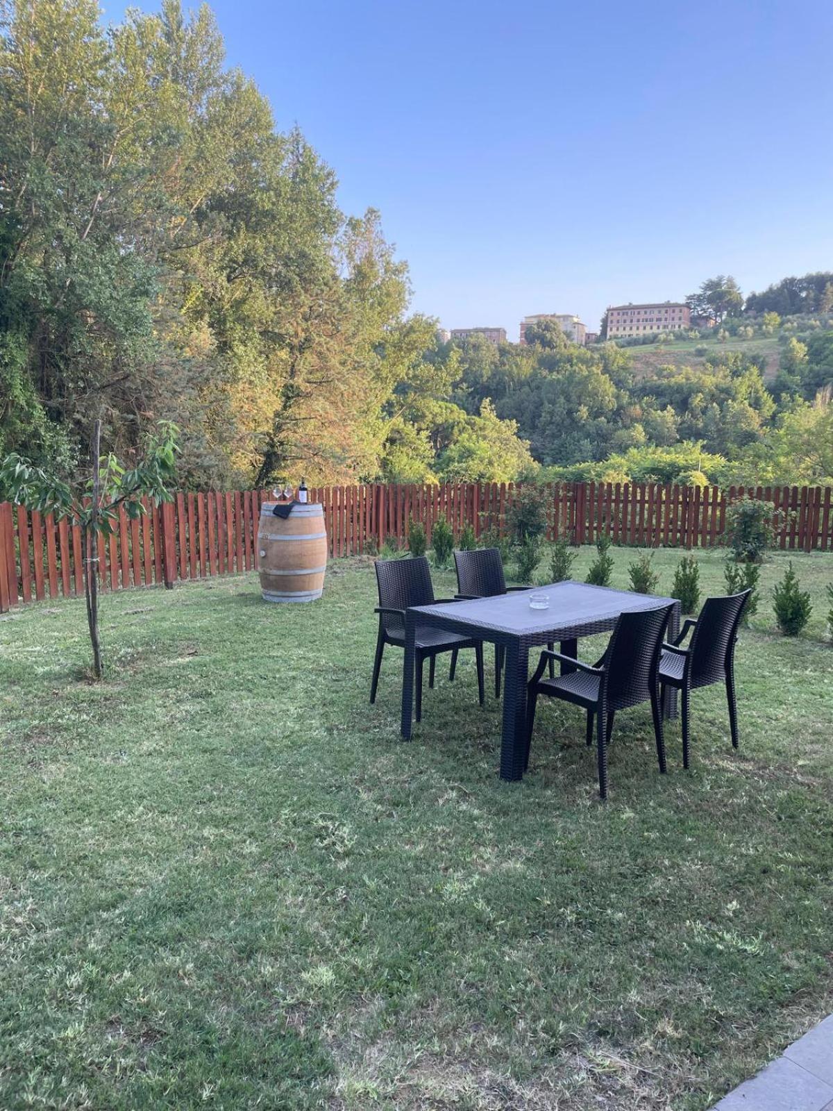 La Casa Nel Bosco Apartment Siena Exterior photo